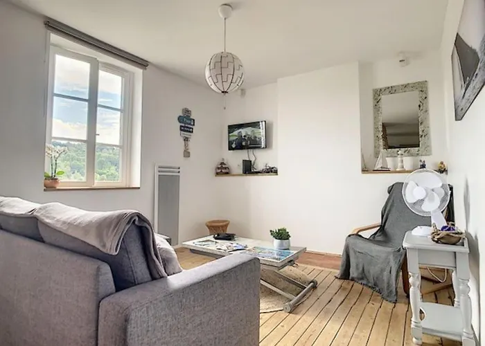 Les Mouettes. 4 Personnes Vue Pont De Normandie Apartment Honfleur